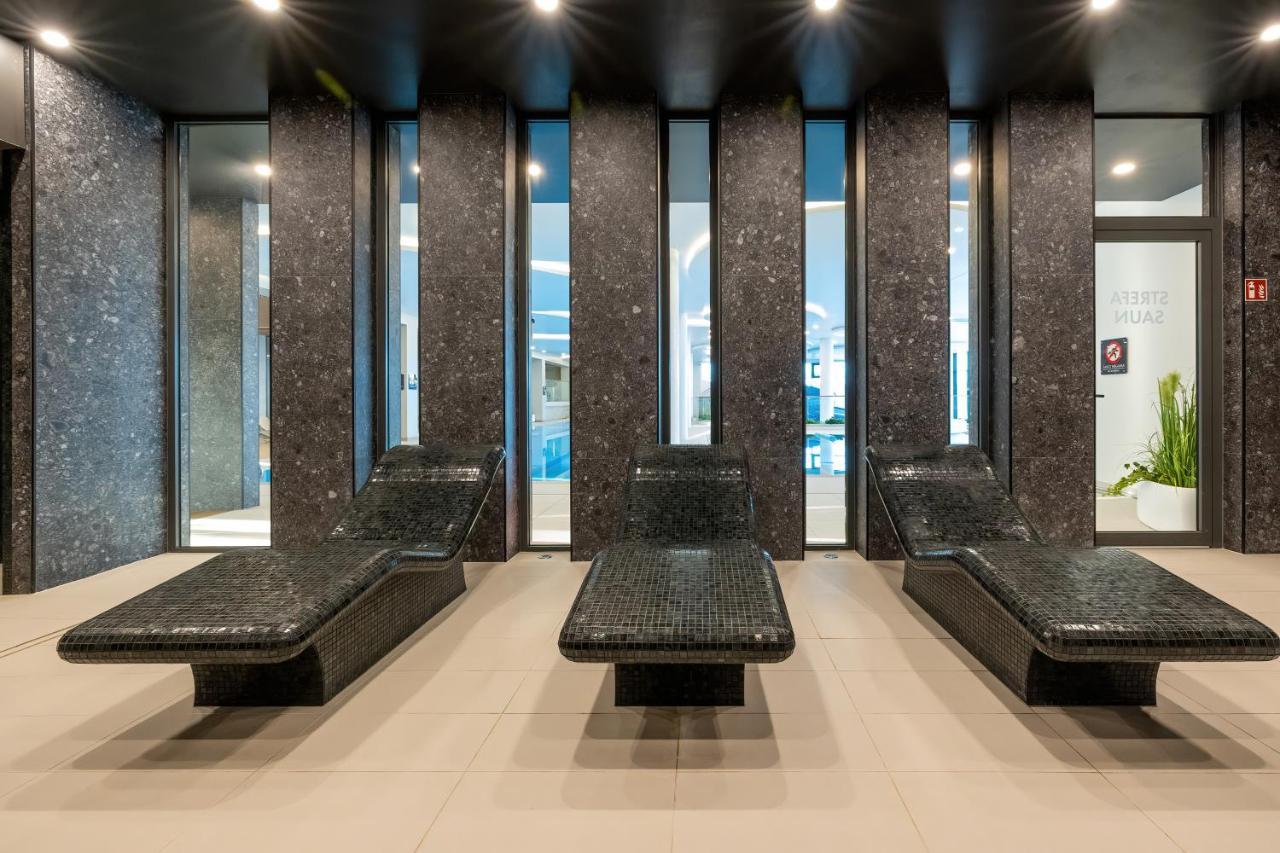 Polanki Aqua Apartment Spa & Basen By Noclegi Renters Kołobrzeg Exteriör bild