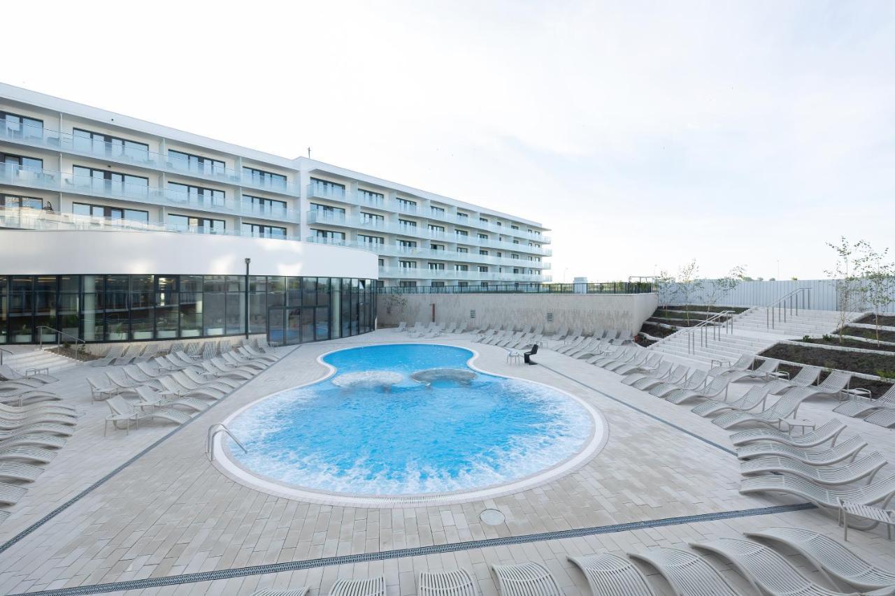 Polanki Aqua Apartment Spa & Basen By Noclegi Renters Kołobrzeg Exteriör bild